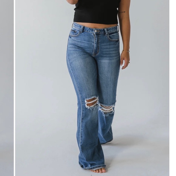 Böhme Winnie Flare Jeans Wide Leg High Waisted - Picture 2 of 9